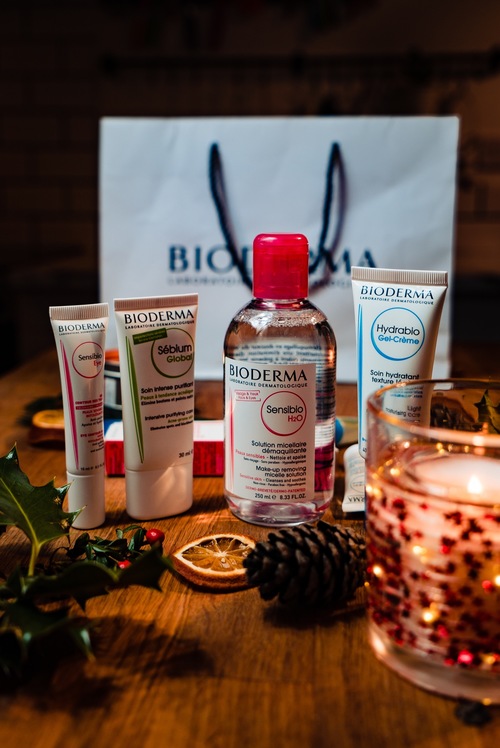 bioderma-Skincare-routine-Christmas-Candle-festive
