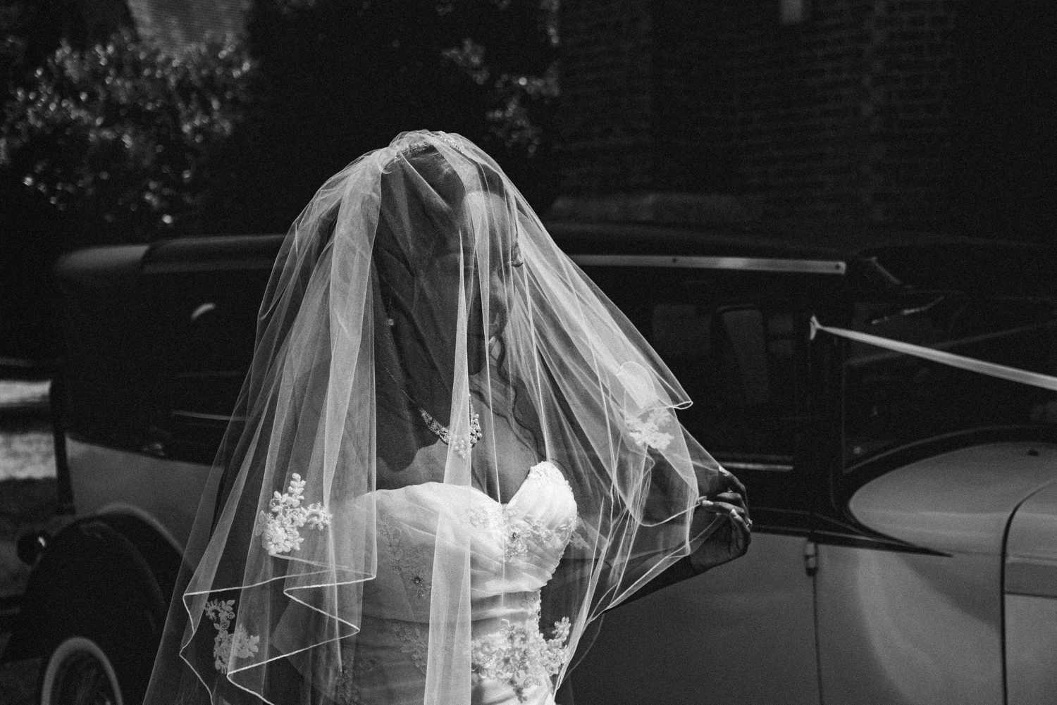 African-Caribbean-Wedding-Photographer-Veil-Bride