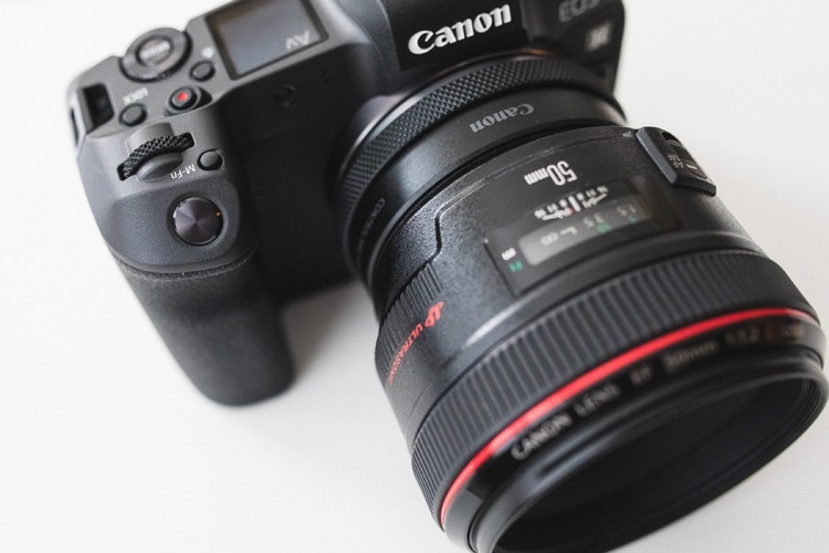 Canon EOS R Review - Henington Studios