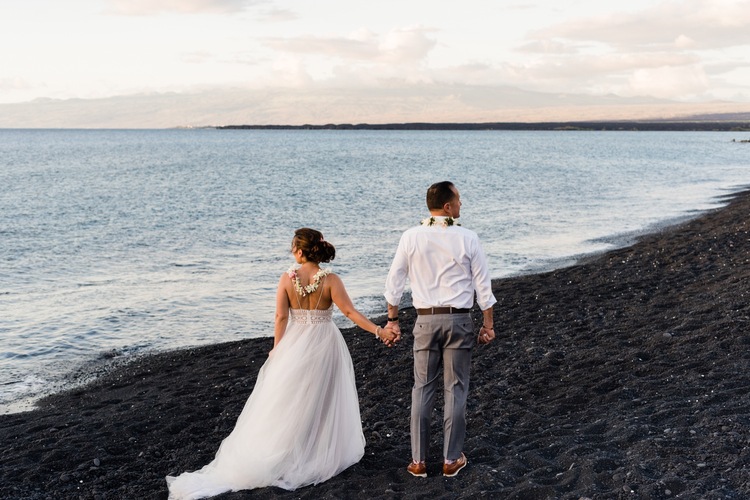 Hawaii Elopement Photographer Big Island Black Sand Beach Elopement