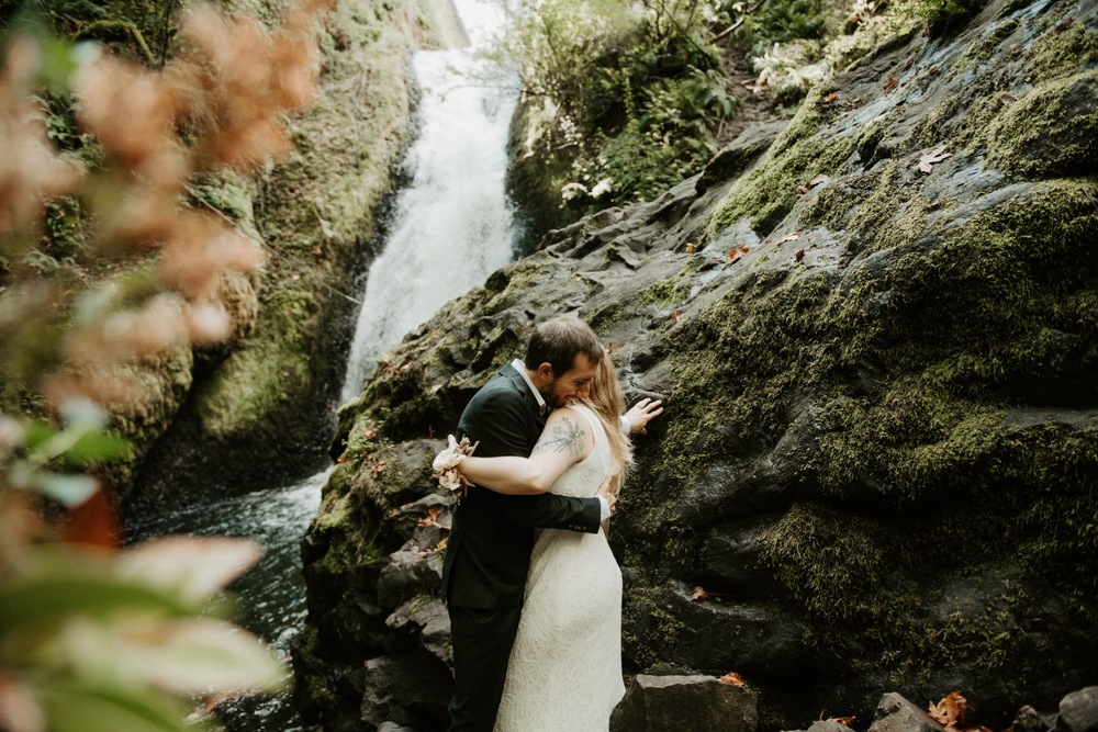 Bridal Veil Falls Oregon Elopement Courtney Hellen Photography