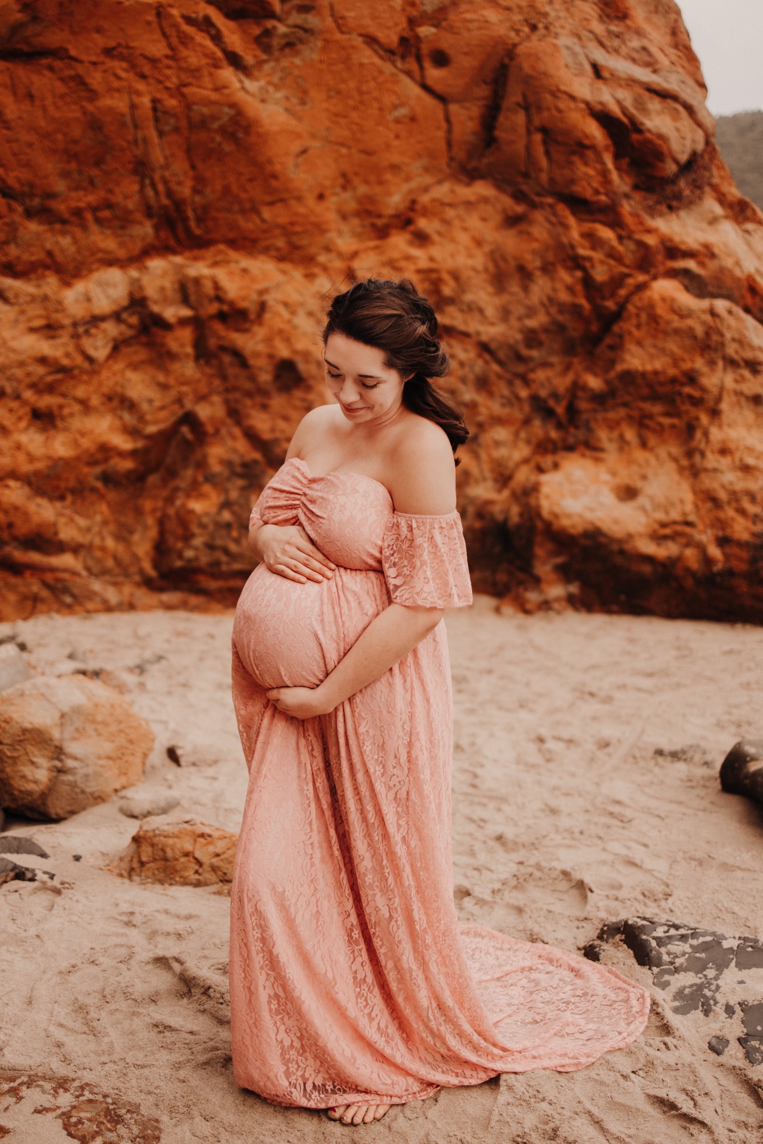 Oregon Coast Maternity Photos - Kenzi Shipley Photography