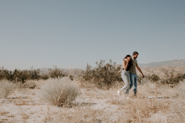 Mini session in the Palm Springs Desert - Raven and the Willow