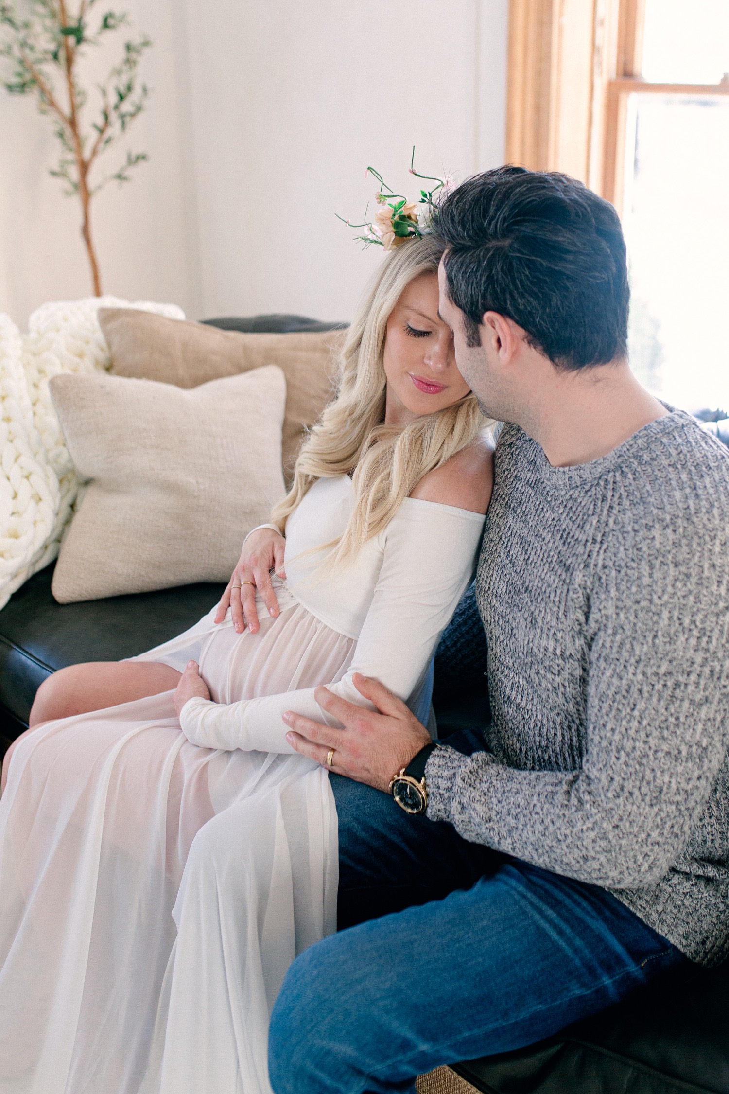 Romantic Spring Maternity Session - Michelle Lippert Photography