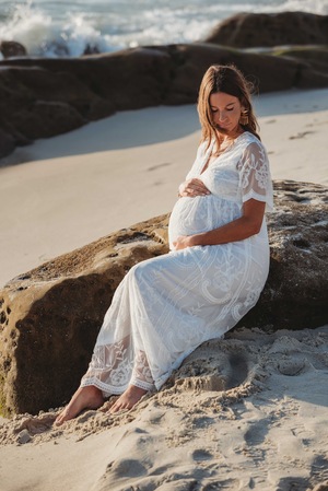 KRISTINA DAVINI PHOTOGRAPHY - A+B Maternity Session | Windansea Beach, La  Jolla