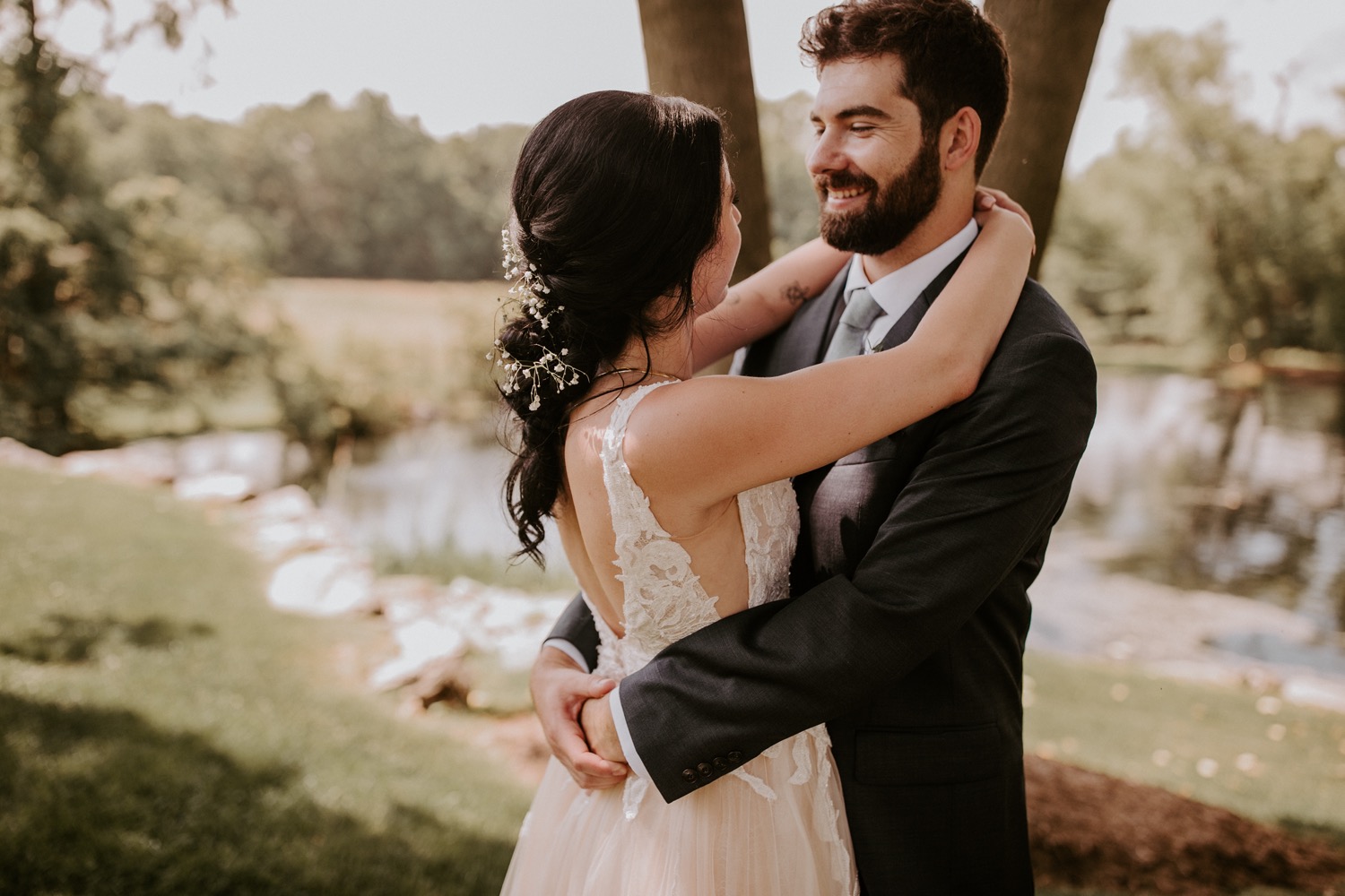 This Couple Wore Just Married Eagles Jerseys at Their Wedding