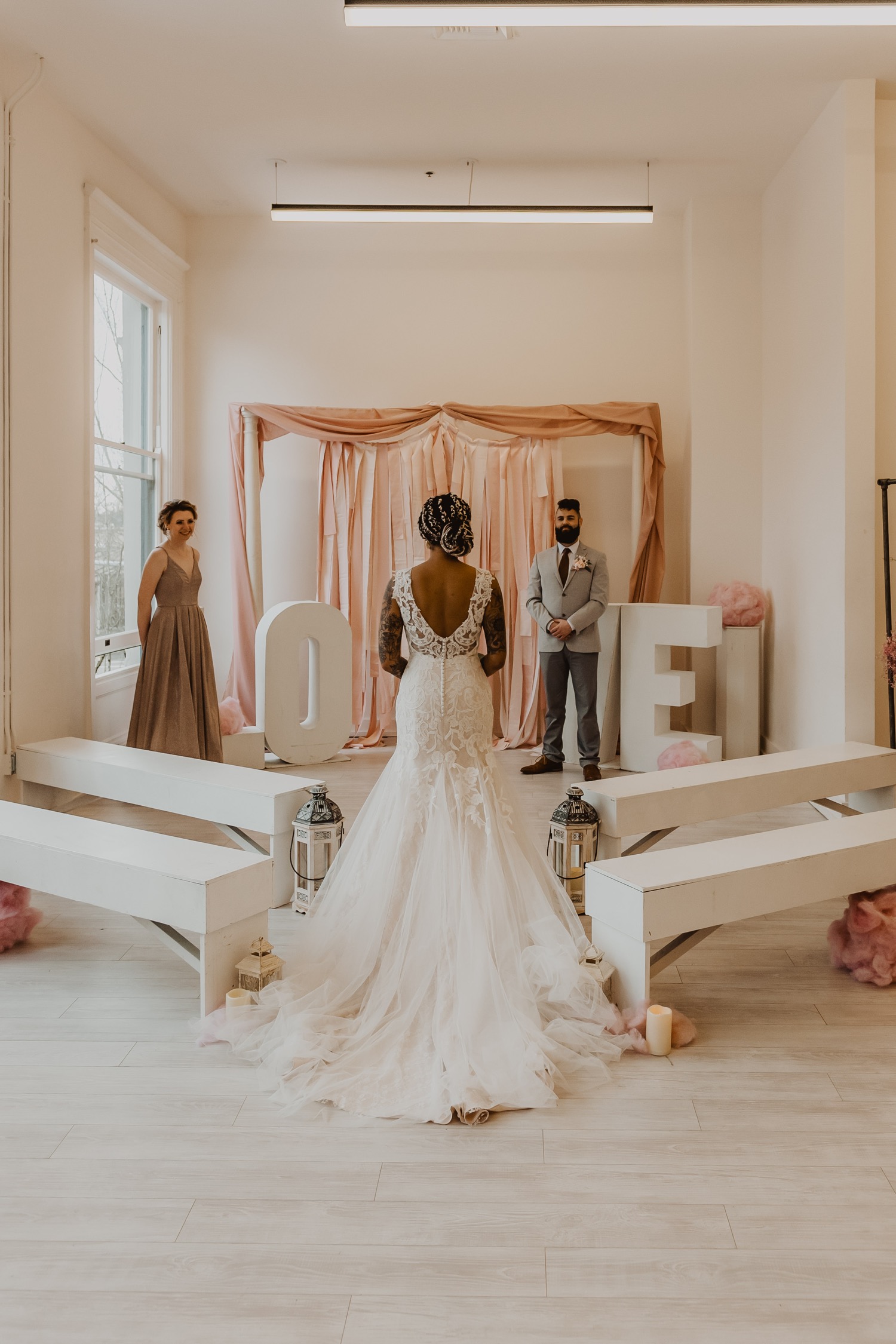 Downtown Salem | Sweet & Intimate Cotton Candy Wedding | Grace & Taylor -  Kristi Littman Photo