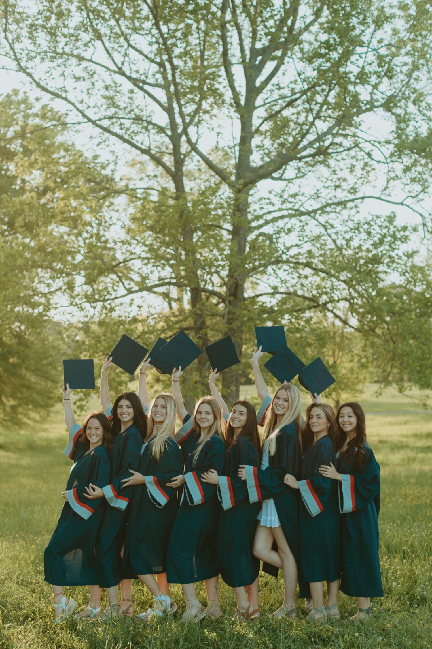 Gallery | rachelerb | Graduation picture poses, Graduation photography poses,  Girl graduation pictures
