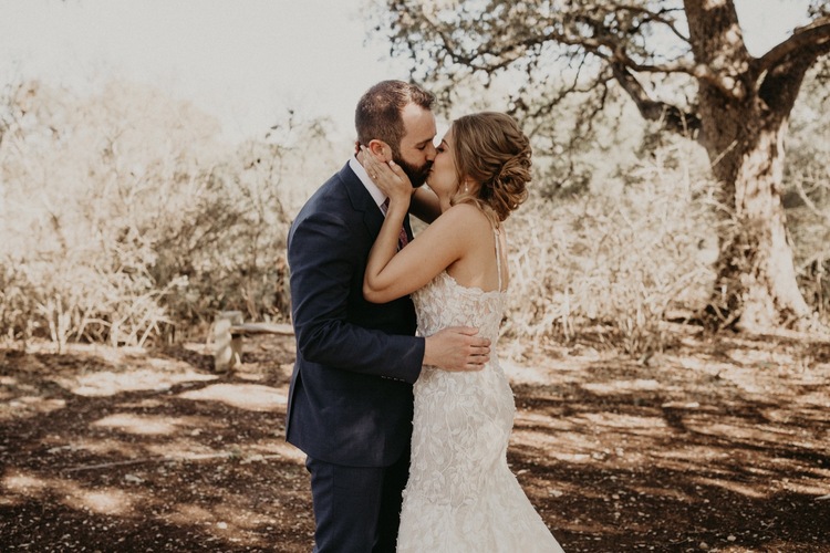 Lady Bird Johnson Wildflower Center Wedding in Austin, Texas • Austin  Wedding Photographer