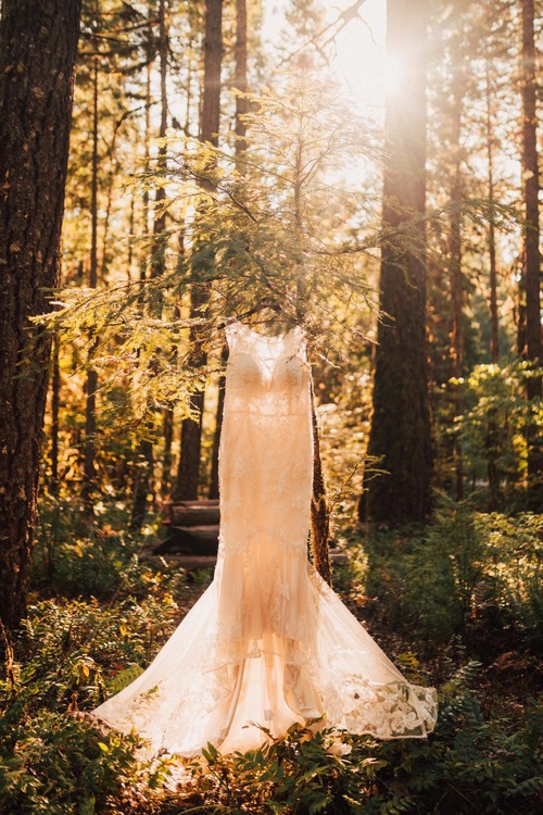 Loloma Lodge Wedding Mckenzie Bridge Oregon Amy Booker