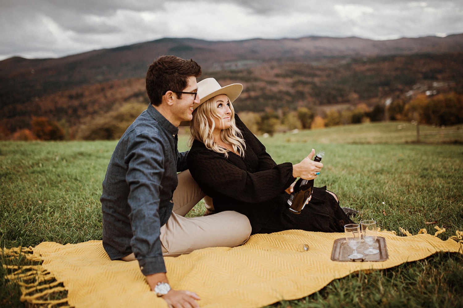 The Complete Guide to Spring Engagement Photos