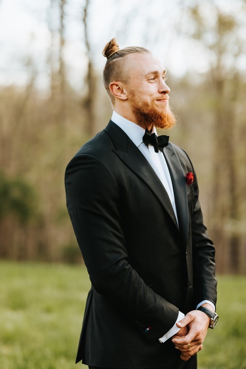 IN PHOTOS: George Kittle shares adorable pictures of family at sister's  wedding in New Mexico