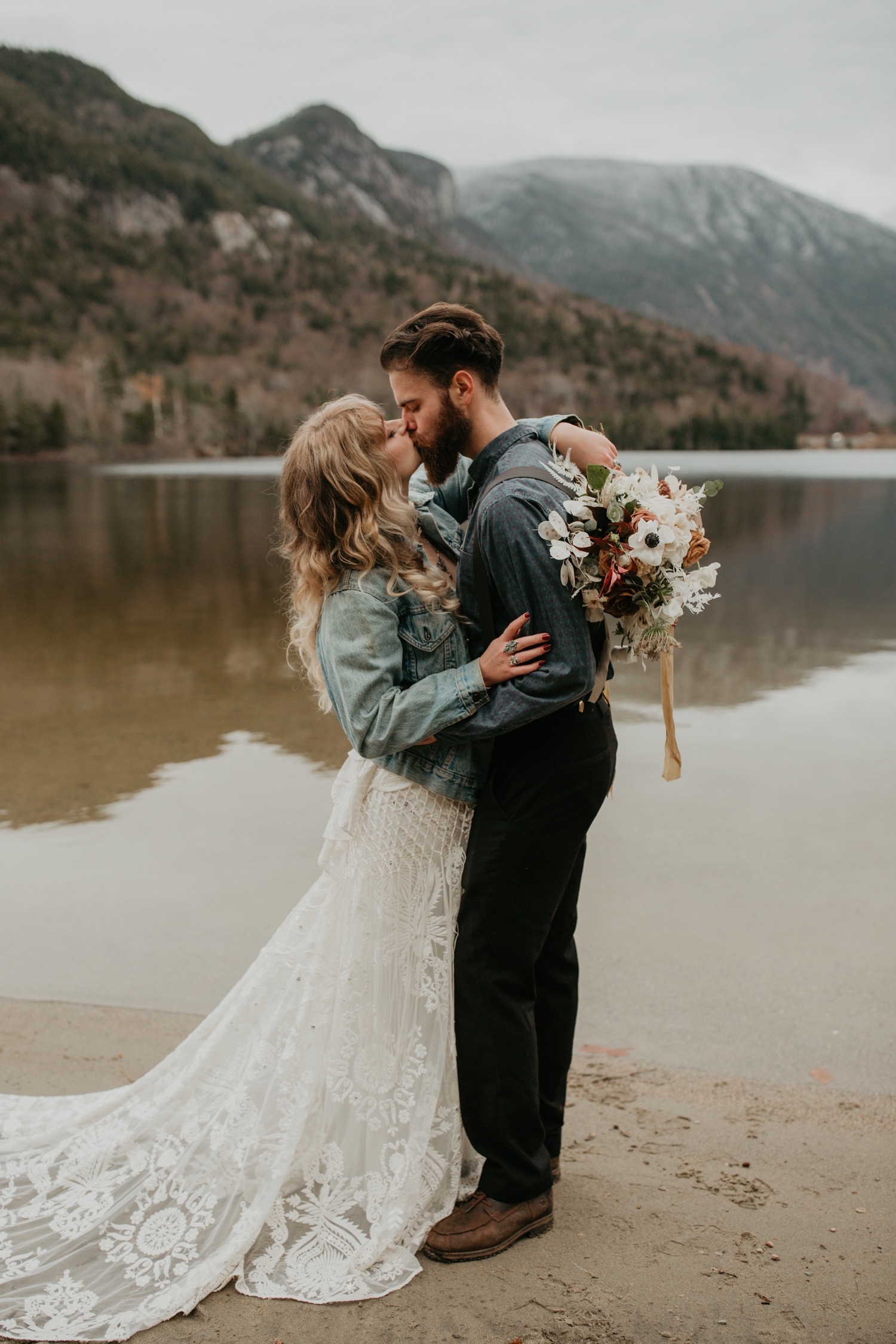 New Hampshire Elopement Guide - Sarah Weston Photography