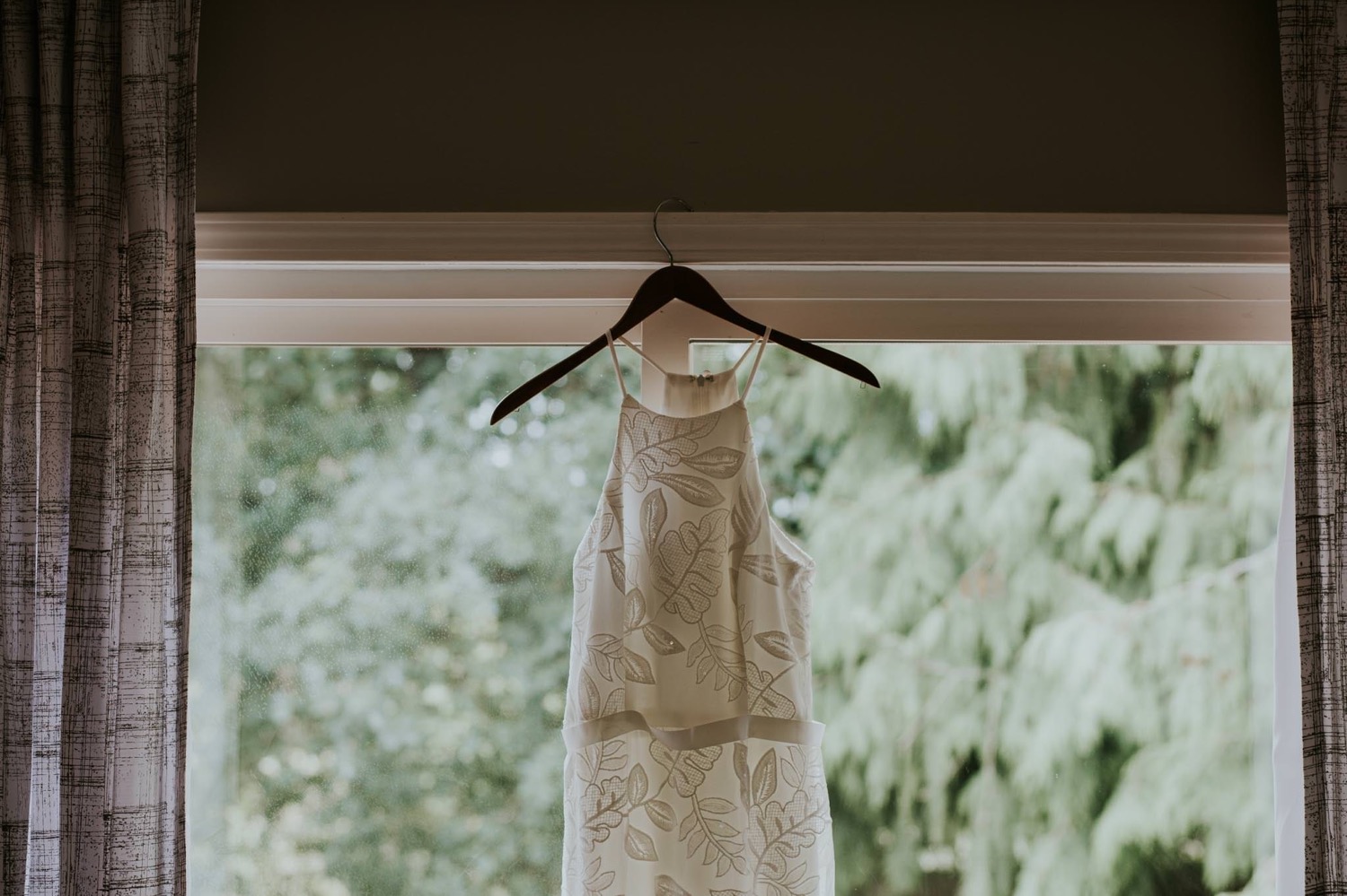 Intimate Forest Wedding ~ Vancouver Island BC - Elyse Anna Photography