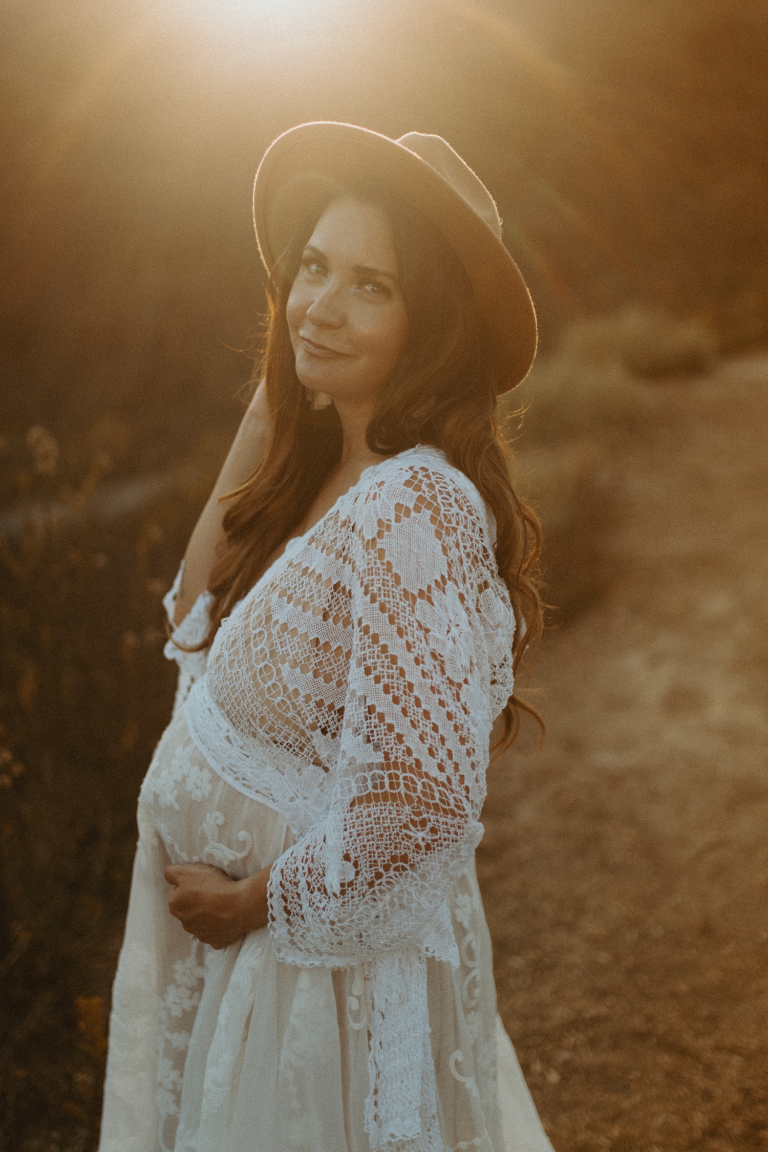 Boho Summer Maternity Photo Session - Kaitlyn Rose Photography