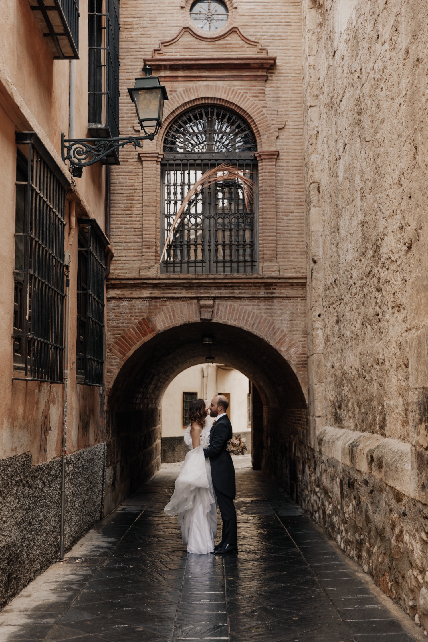 La boda de Gadea y Ricardo: la novia del vestido más especial