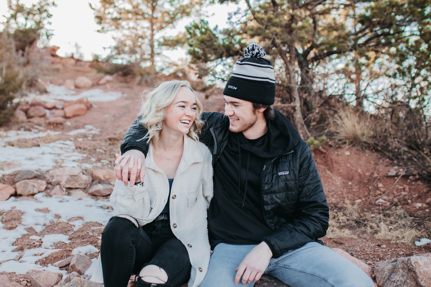 Top Engagement Photo Pose Ideas for Couples in Love