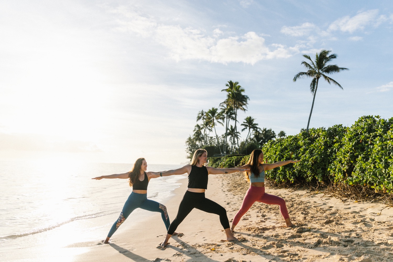 Alo Yoga- “FOR SUNRISE STROLLS OR POST-YOGA FLOWS”, Gallery posted by  hannah rose