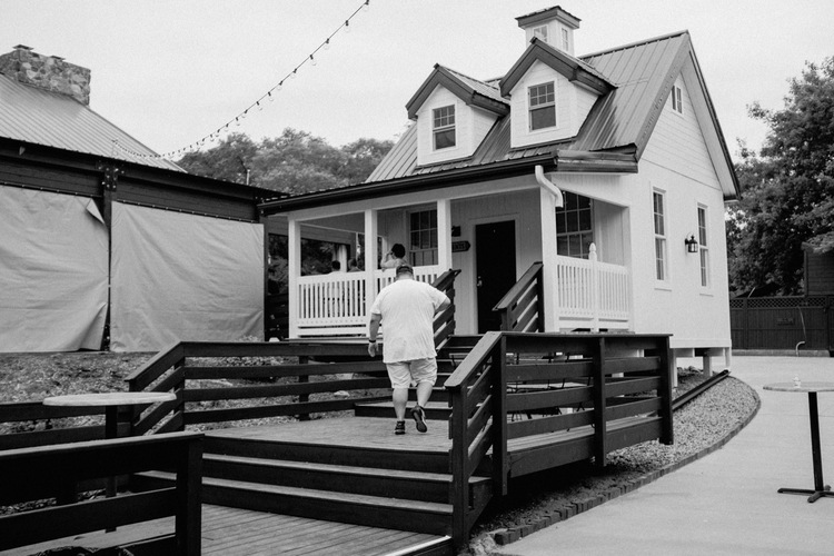 Boho Vintage Wedding At Hope Glen Farm In Cottage Grove Mn