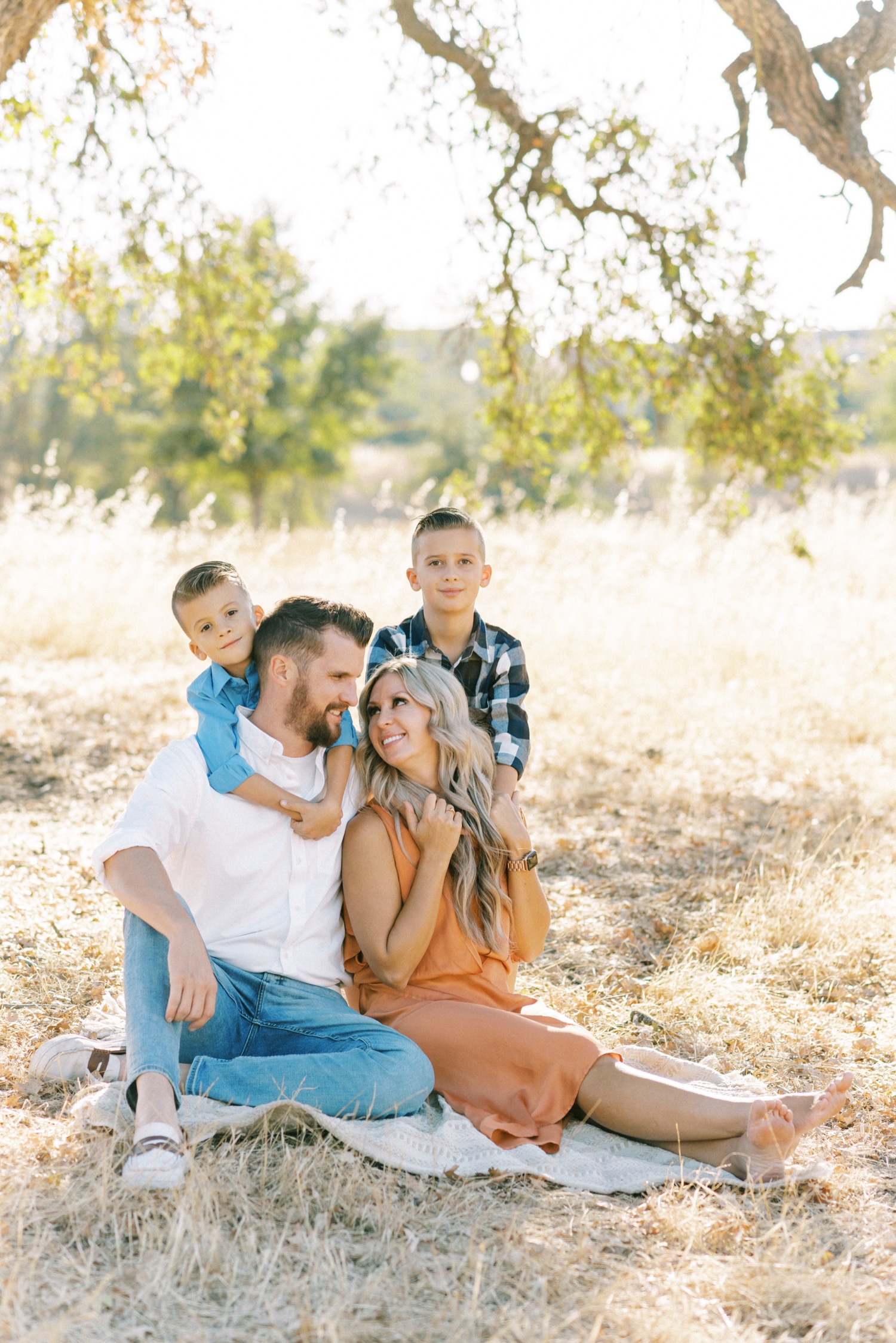 Sonora Family Portraits | The Jasmer's | Sonora Photographer — Bessie Young  Photography - Yosemite Elopement Photographer