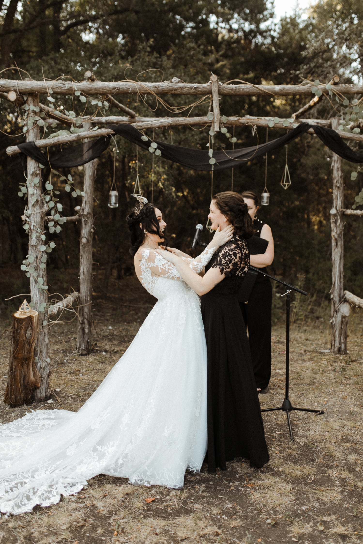 Elm Creek Ranch Gothic Lesbian Wedding - Leah Thomason Photography