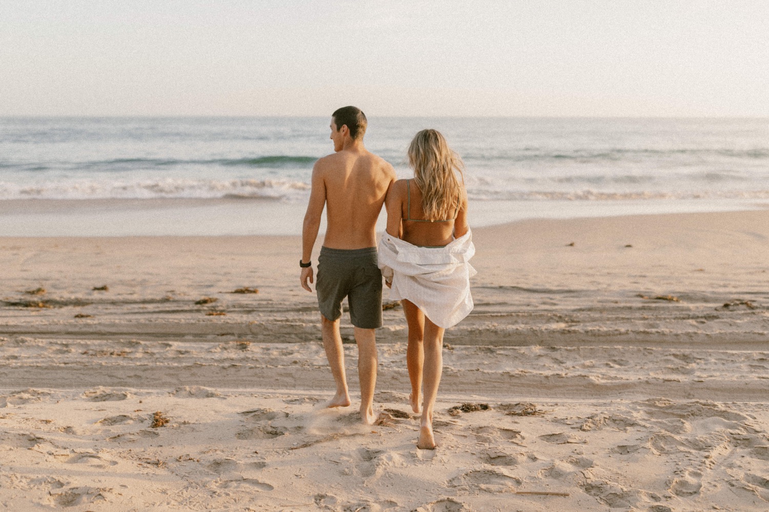 Tabitha and Will's Sweet Beach Engagement Session — Desert Born Studios
