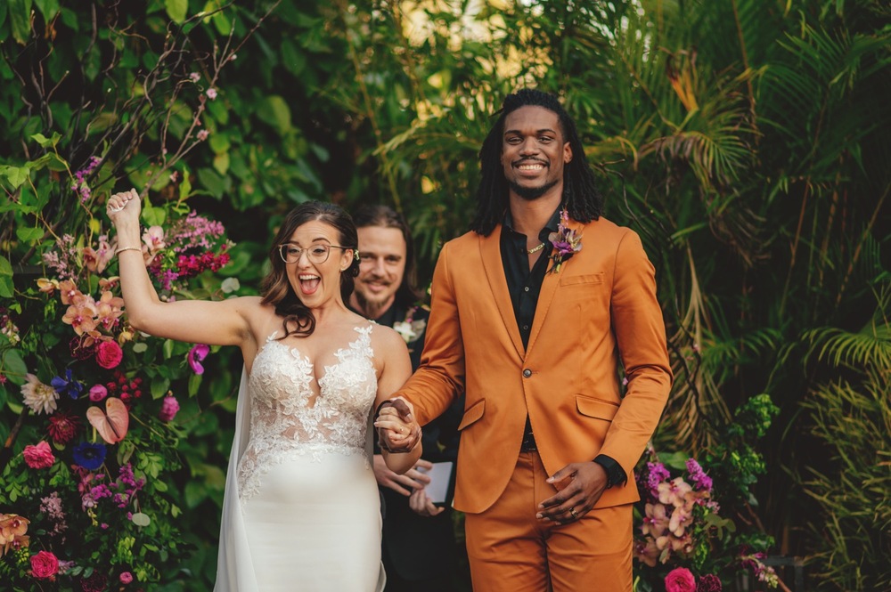 Couple Smoked From 'Mr and Mrs' Bongs in Their Wedding Photos