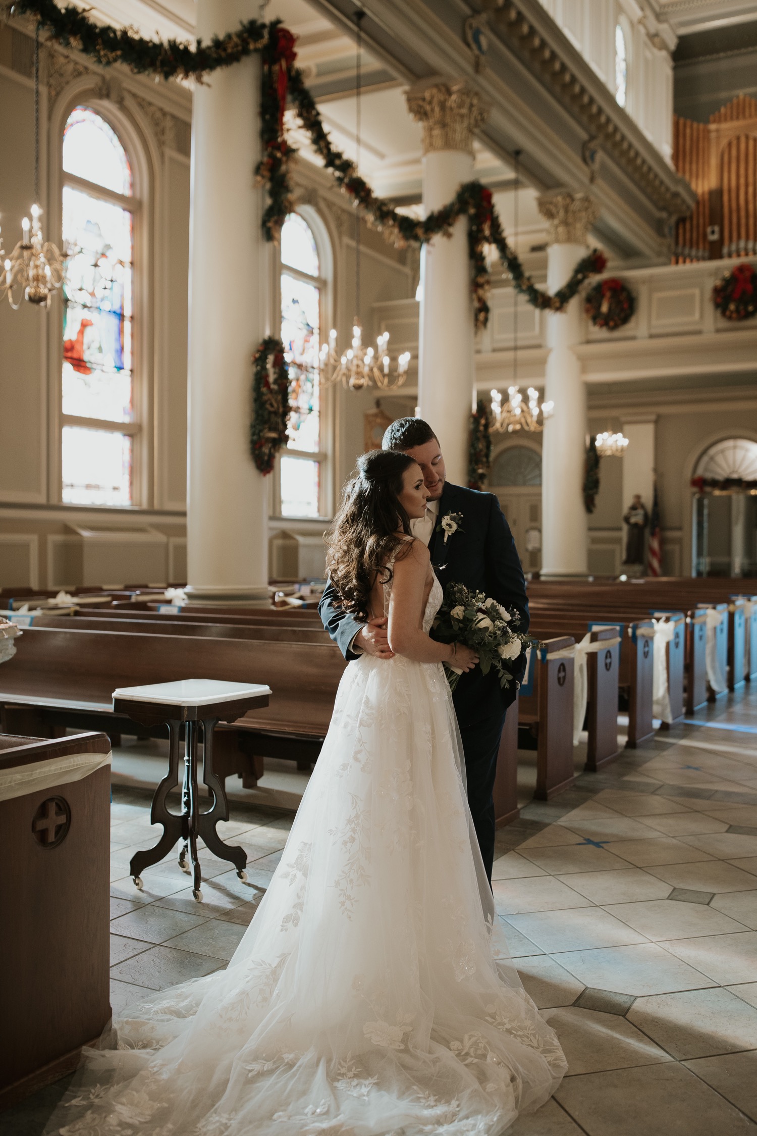 Elegant Wedding at St. Joseph's Co-Cathedral - Olivia Yuen