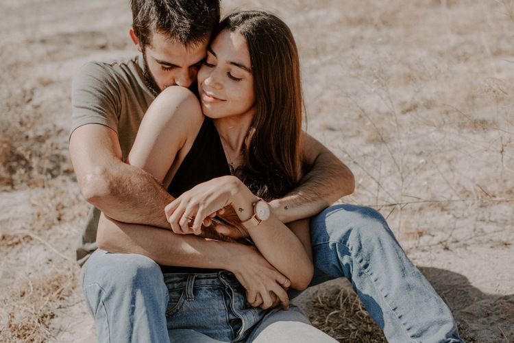 Mini session in the Palm Springs Desert - Raven and the Willow