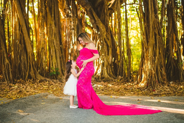 Pink Maternity Dresses - Pink Maternity Photoshoot Dresses – Mii