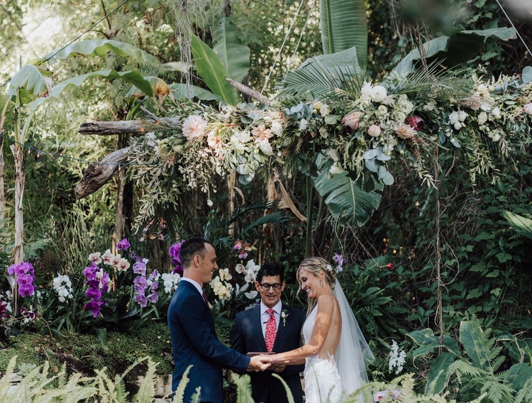 A Natural Wedding at the Holly Farm in Carmel, California