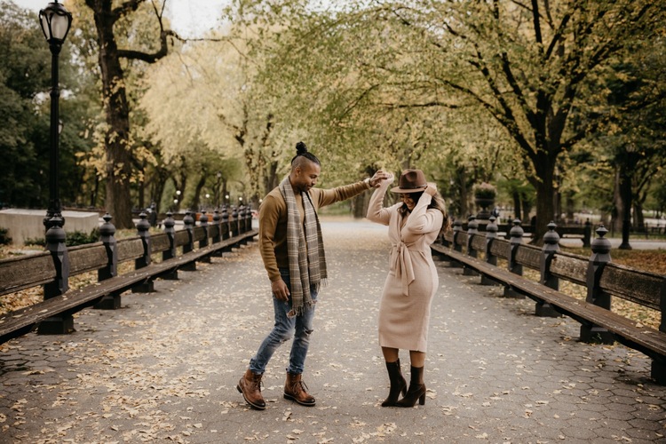 Central Park NYC Engagement Session - Avonné Photography