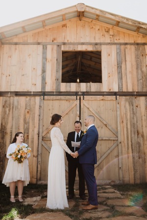 Erin Trevor Citrus Themed Rustic Barn Wedding Cari Pilgrim