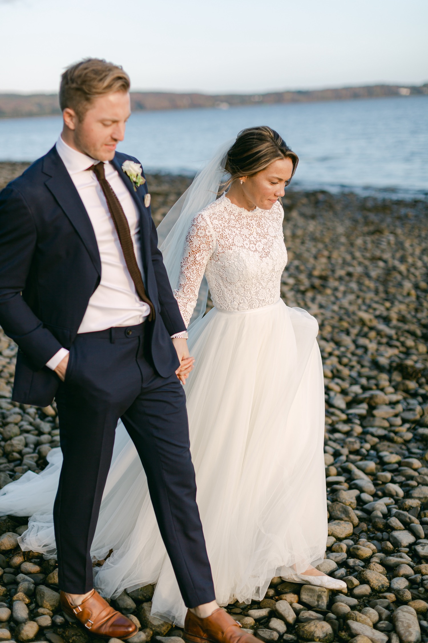 Chic Seaside Wedding in Maine with Nautical Touches ⋆ Ruffled