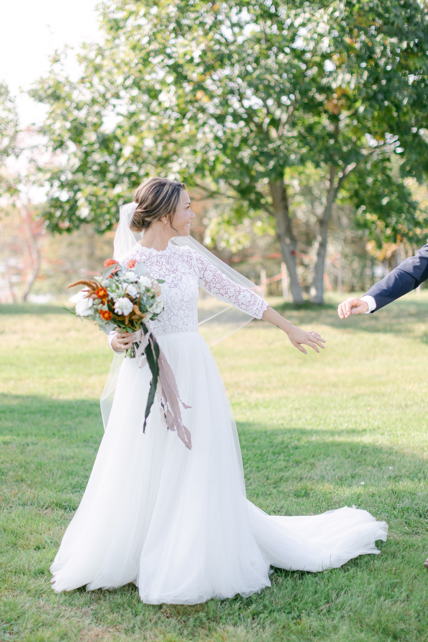 Chic Seaside Wedding in Maine with Nautical Touches ⋆ Ruffled